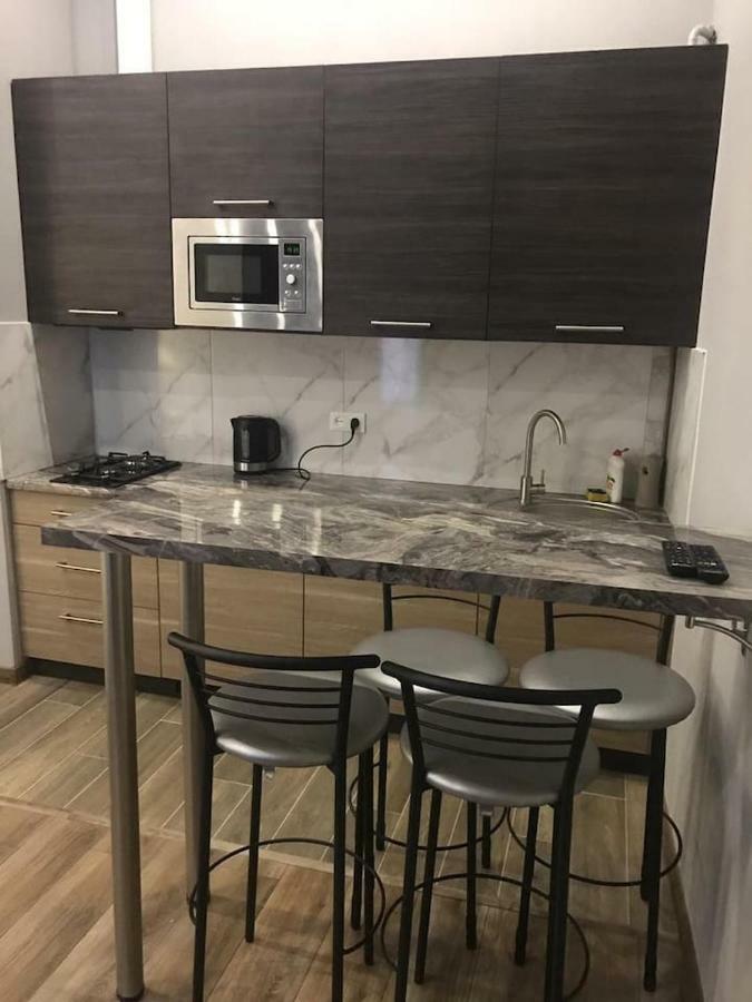 New Appartment-Studio Іn The Center Of ลวีฟ ภายนอก รูปภาพ